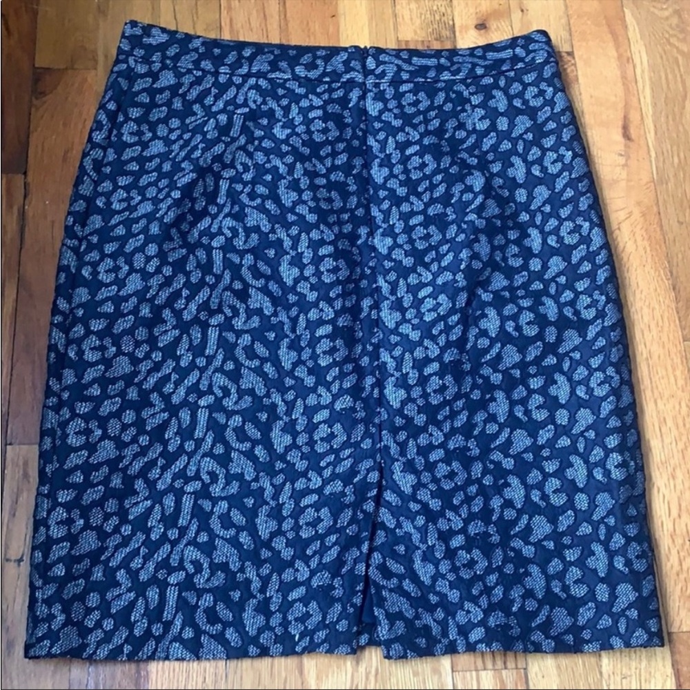 Pencil skirt